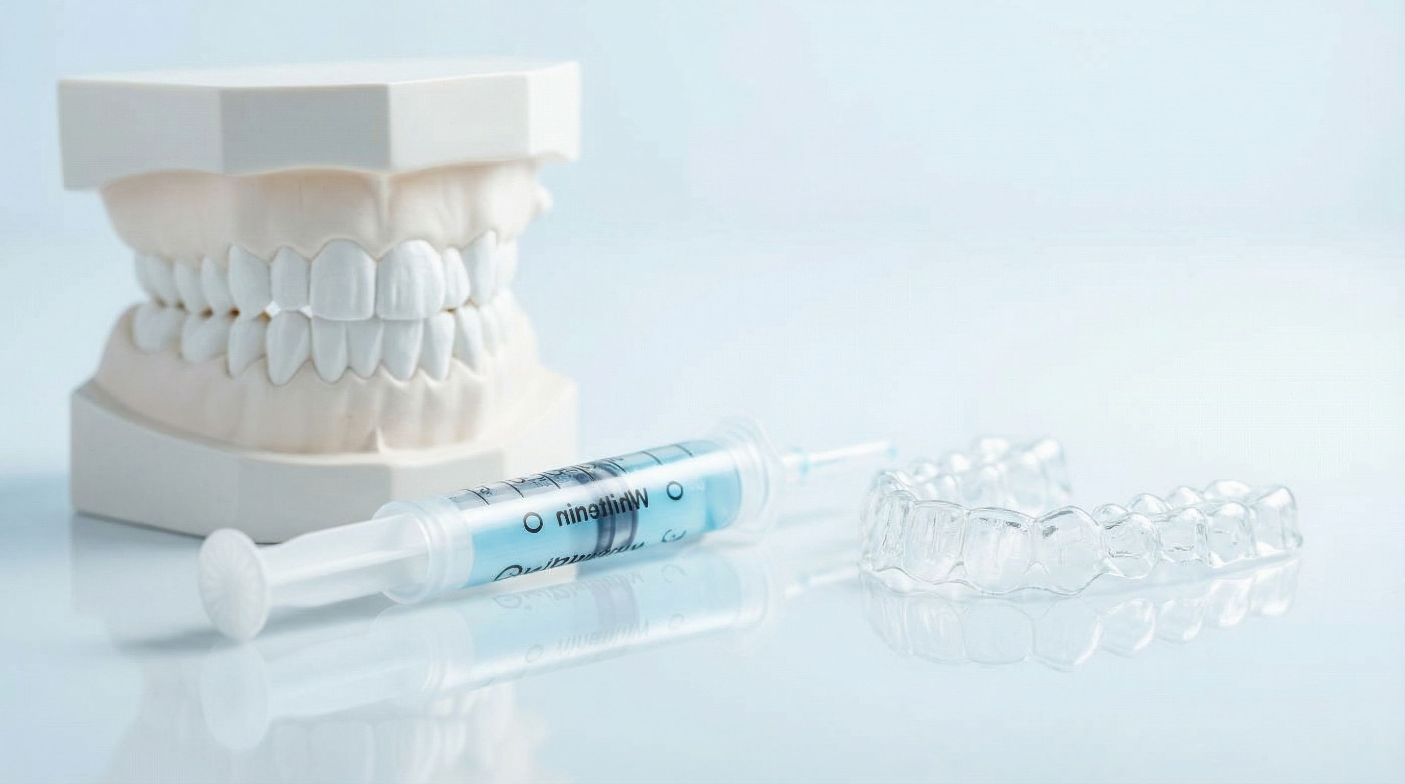 Gouttière de blanchiment dentaire avec gel